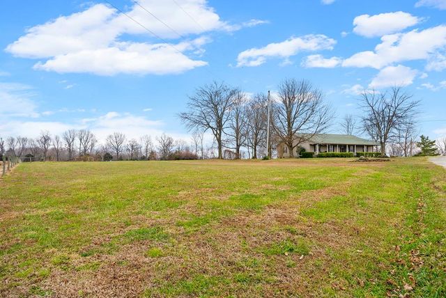 12078 Johnson Mill Rd., Crofton, KY 42217