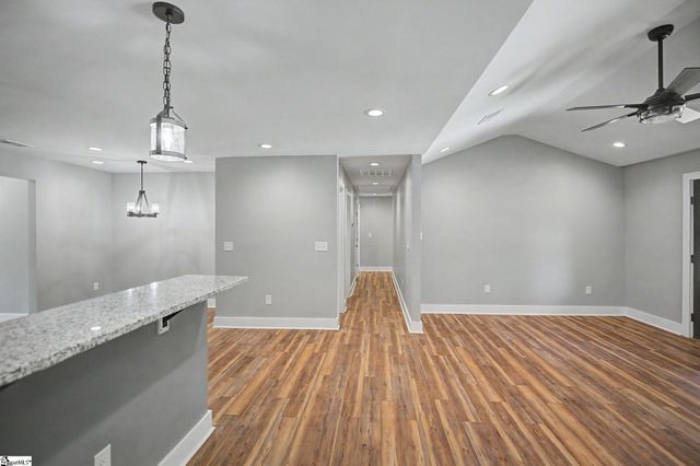 2611 Anderson Highway, Williamston, SC 29697