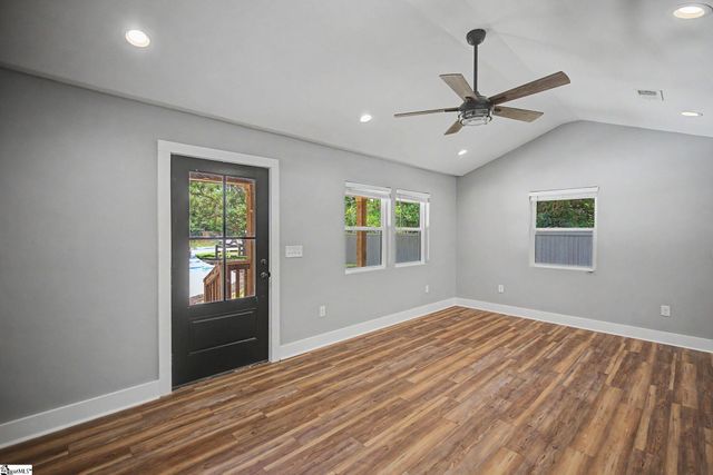 2611 Anderson Highway, Williamston, SC 29697