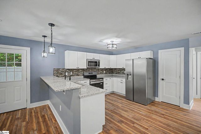 2611 Anderson Highway, Williamston, SC 29697