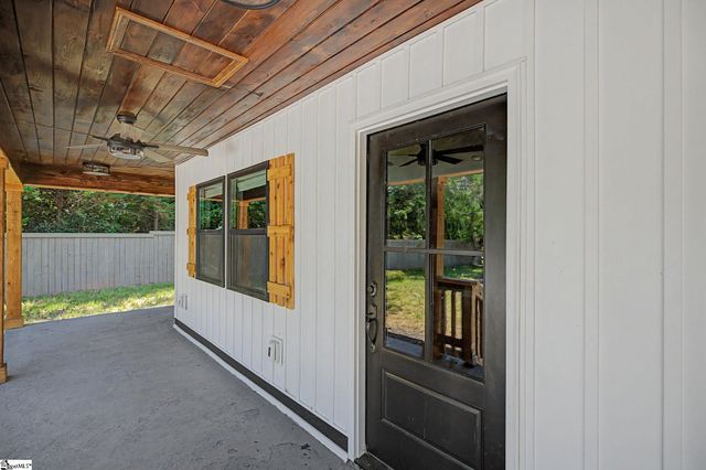 2611 Anderson Highway, Williamston, SC 29697