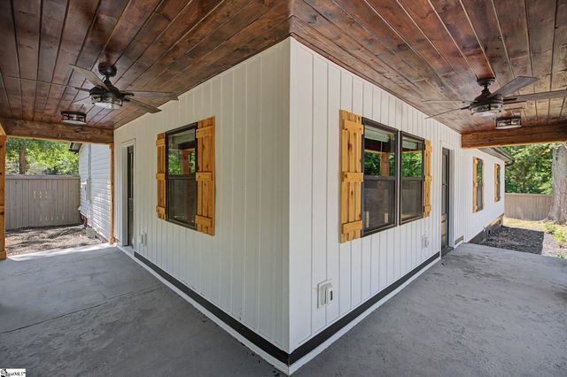2611 Anderson Highway, Williamston, SC 29697