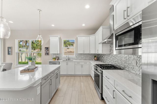 4065 Negal Circle, Melbourne, FL 32901