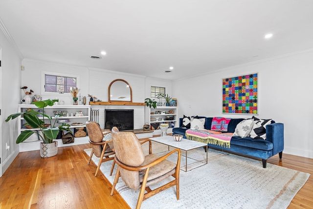 6 Ladyslipper Lane, Acton, MA 01720