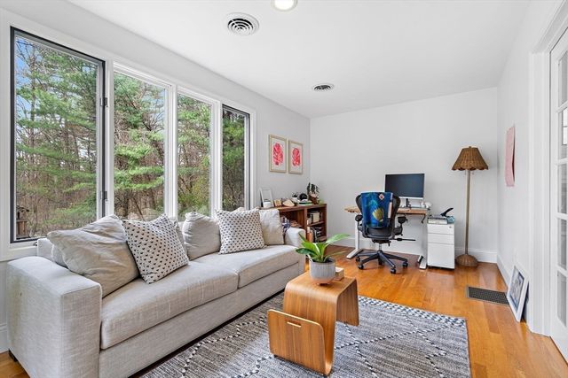 6 Ladyslipper Lane, Acton, MA 01720