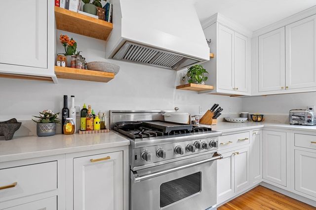 6 Ladyslipper Lane, Acton, MA 01720
