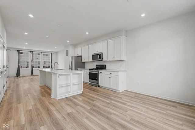 14565 Pomona Lane, Carmel, IN 46074