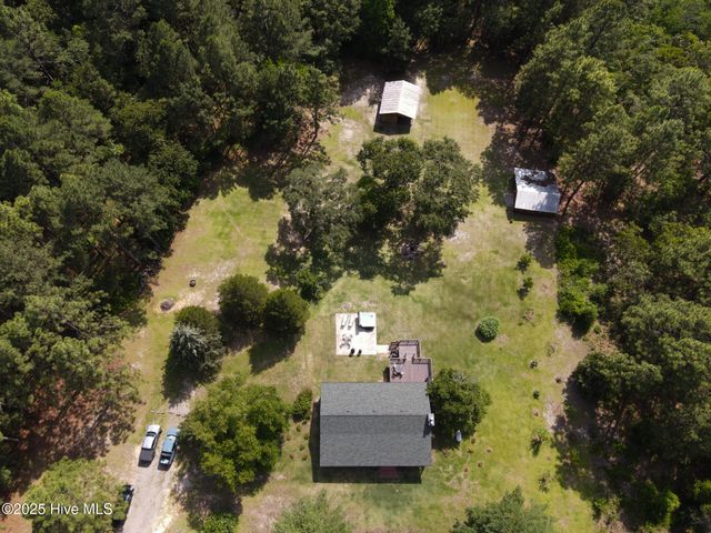 228 Windy Hill Road, Aberdeen, NC 28315