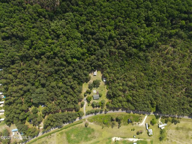 228 Windy Hill Road, Aberdeen, NC 28315