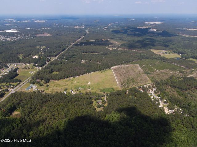 228 Windy Hill Road, Aberdeen, NC 28315