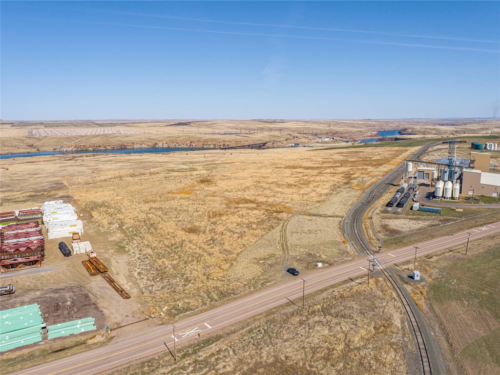 5701 18th Avenue N, Great Falls, MT 59405