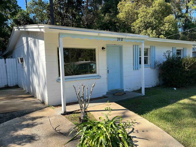 2032 Warwick Street, Tallahassee, FL 32310