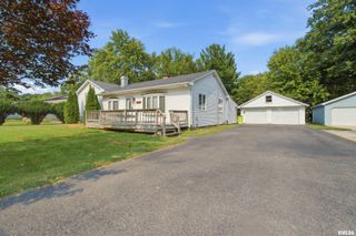 10020 N SPRING Lane, Peoria, IL 61615