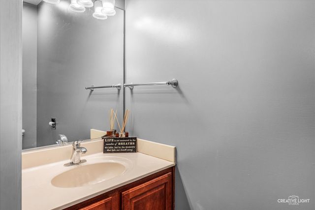 2764 Avalon Lane, Montgomery, IL 60538