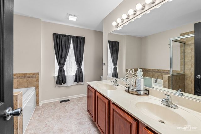 2764 Avalon Lane, Montgomery, IL 60538