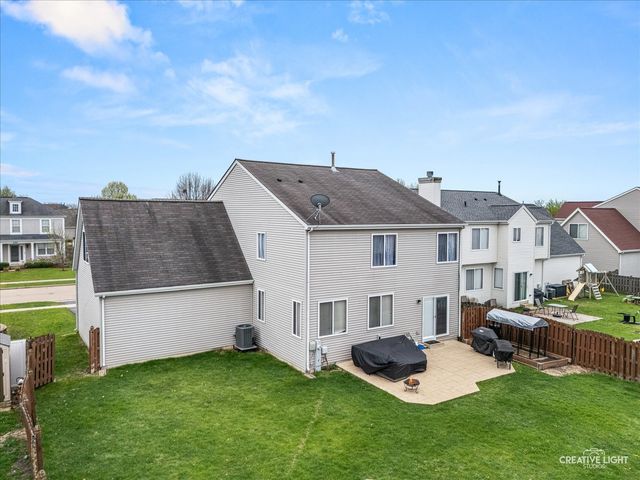 2764 Avalon Lane, Montgomery, IL 60538