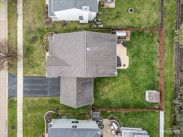 2764 Avalon Lane, Montgomery, IL 60538