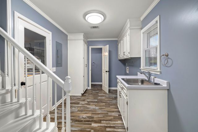 2120 Tanglewood Road, Sumter, SC 29154