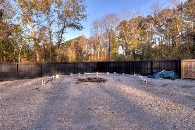 2120 Tanglewood Road, Sumter, SC 29154