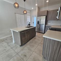 4636 NW 84th Ave 39, Doral, FL 33166