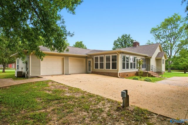 14767 Woodland Road, Athens, AL 35613