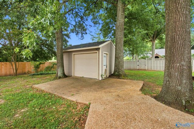 14767 Woodland Road, Athens, AL 35613