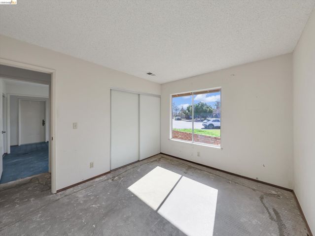 8093 Del Monte Ave, Newark, CA 94560