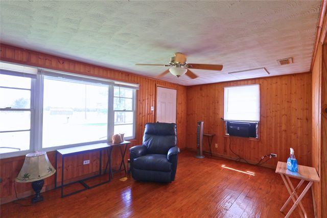 380 Vz County Road 4211, Ben Wheeler, TX 75754