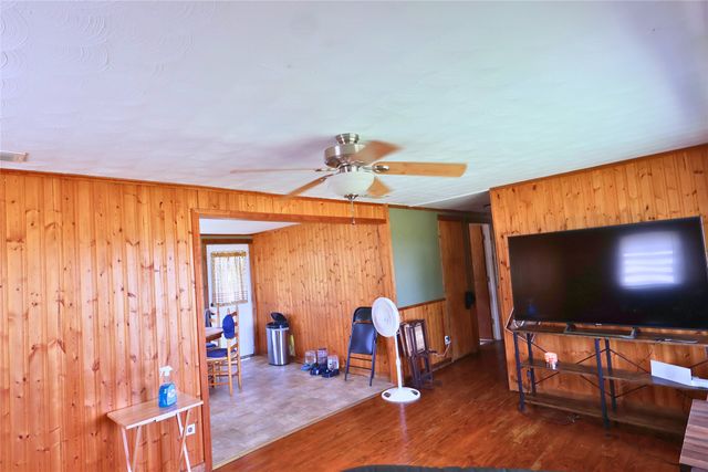 380 Vz County Road 4211, Ben Wheeler, TX 75754