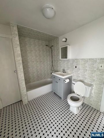 614 River Drive 2, Garfield, NJ 07026