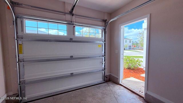 8503 MCGIRTS VILLAGE Lane, Jacksonville, FL 32210