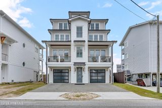 707 Canal Drive, Carolina Beach, NC 28428