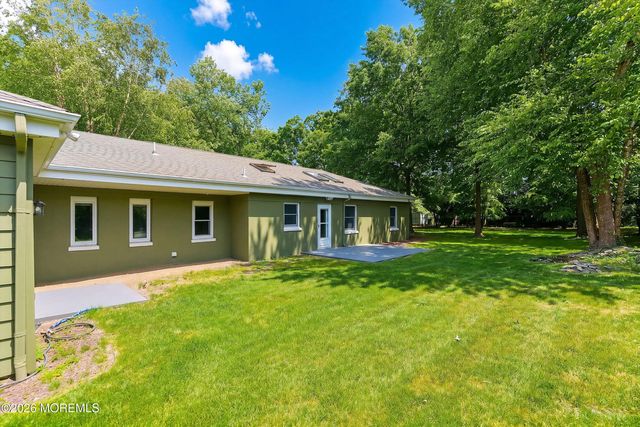 22 Walnut Drive, Howell, NJ 07731