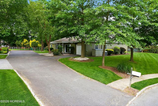 22 Walnut Drive, Howell, NJ 07731