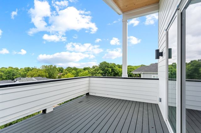 916D 32nd Ave, N, Nashville, TN 37209