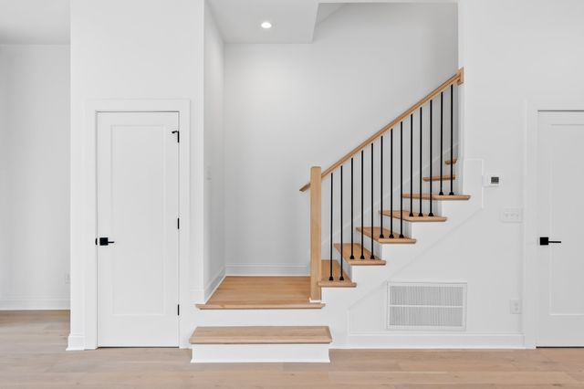 916D 32nd Ave, N, Nashville, TN 37209