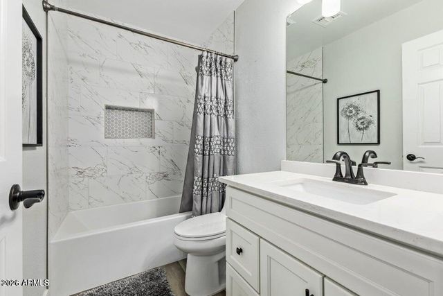10617 W DALEY Lane, Peoria, AZ 85383