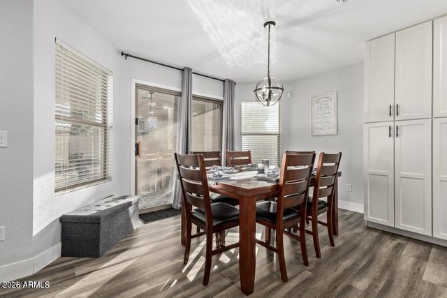 10617 W DALEY Lane, Peoria, AZ 85383
