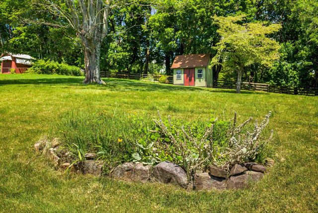 810 REID ST, Staunton, VA 24401