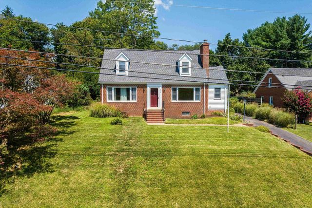 810 REID ST, Staunton, VA 24401