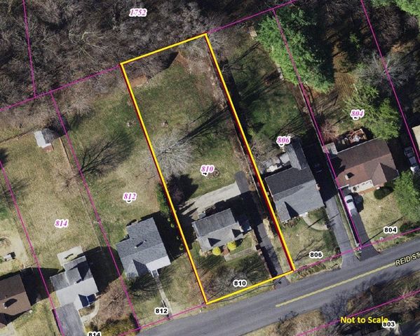 810 REID ST, Staunton, VA 24401