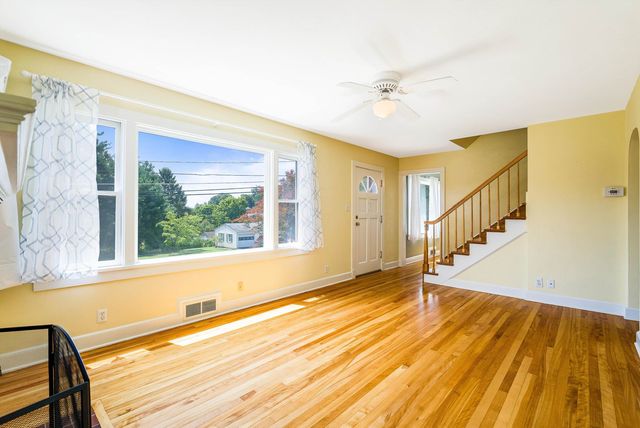 810 REID ST, Staunton, VA 24401