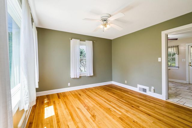 810 REID ST, Staunton, VA 24401