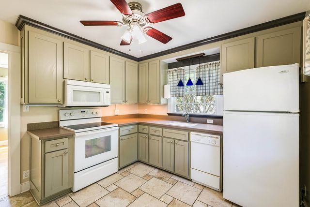 810 REID ST, Staunton, VA 24401