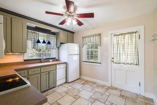 810 REID ST, Staunton, VA 24401