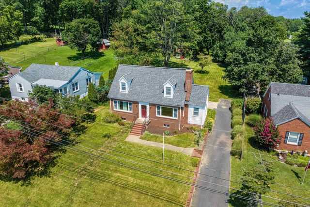 810 REID ST, Staunton, VA 24401