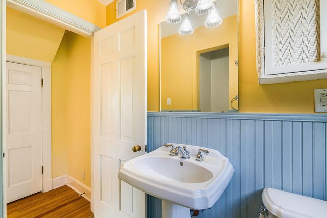 810 REID ST, Staunton, VA 24401