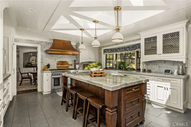 2162 Racquet Hill, North Tustin, CA 92705