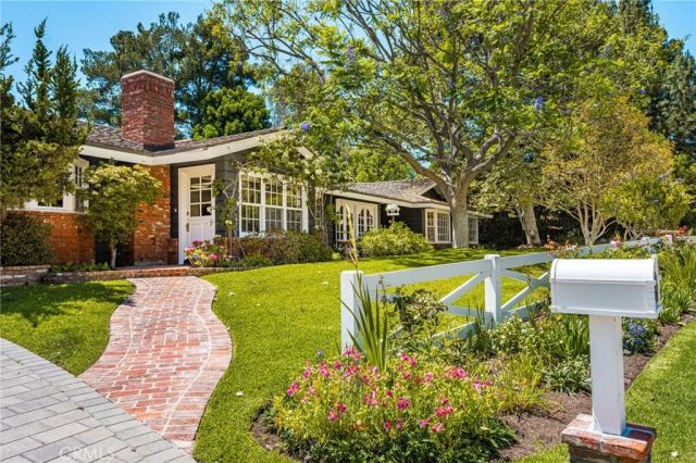 2162 Racquet Hill, North Tustin, CA 92705