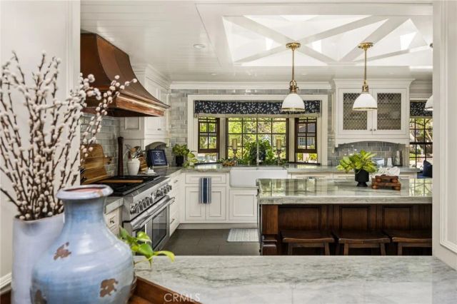 2162 Racquet Hill, North Tustin, CA 92705